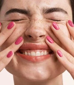 Pink Gellac - Watermelon Pink - Gellak - Vegan - Roze - Glanzend - 15ml 14 Pink Gellac - Watermelon Pink - Gellak - Vegan - Roze - Glanzend - 15ml -Cosmeticawinkel 1050x1200 16