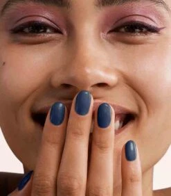 Pink Gellac - Marvelous Blue - Gellak - Vegan - Rood - Parel Finish - 15 Ml -Cosmeticawinkel 1050x1200 7