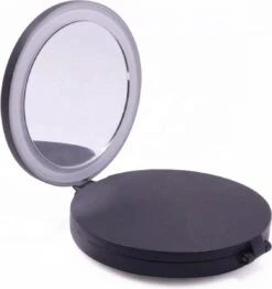 UNIQ Drievoudige Compacte Reisspiegel Met LED (vergroting 5x En 10x) - Make Up Spiegel Met Verlichting - Zwart 15 UNIQ Drievoudige Compacte Reisspiegel Met LED (vergroting 5x En 10x) - Make Up Spiegel Met Verlichting - Zwart -Cosmeticawinkel 1130x1200 1