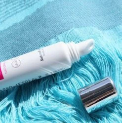 Biodermal Sun Lipbalm SPF25 - Tube 12 Ml - Natural Pink - Lippenbalsem 8 Biodermal Sun Lipbalm SPF25 - Tube 12 Ml - Natural Pink - Lippenbalsem -Cosmeticawinkel 1192x1200