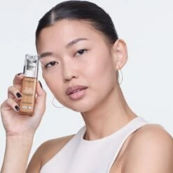 L’Oréal Paris - True Match Foundation - 7.5D/W - Natuurlijk Dekkende Foundation Met Hyaluronzuur En SPF 16 - 30 Ml 9 L’Oréal Paris - True Match Foundation - 7.5D/W - Natuurlijk Dekkende Foundation Met Hyaluronzuur En SPF 16 - 30 Ml -Cosmeticawinkel 1197x1200 6