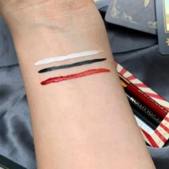 Makeup Revolution - Halloween Terror Transformation Liquid Liner Set - Eyeliner -Cosmeticawinkel 1198x1200 26