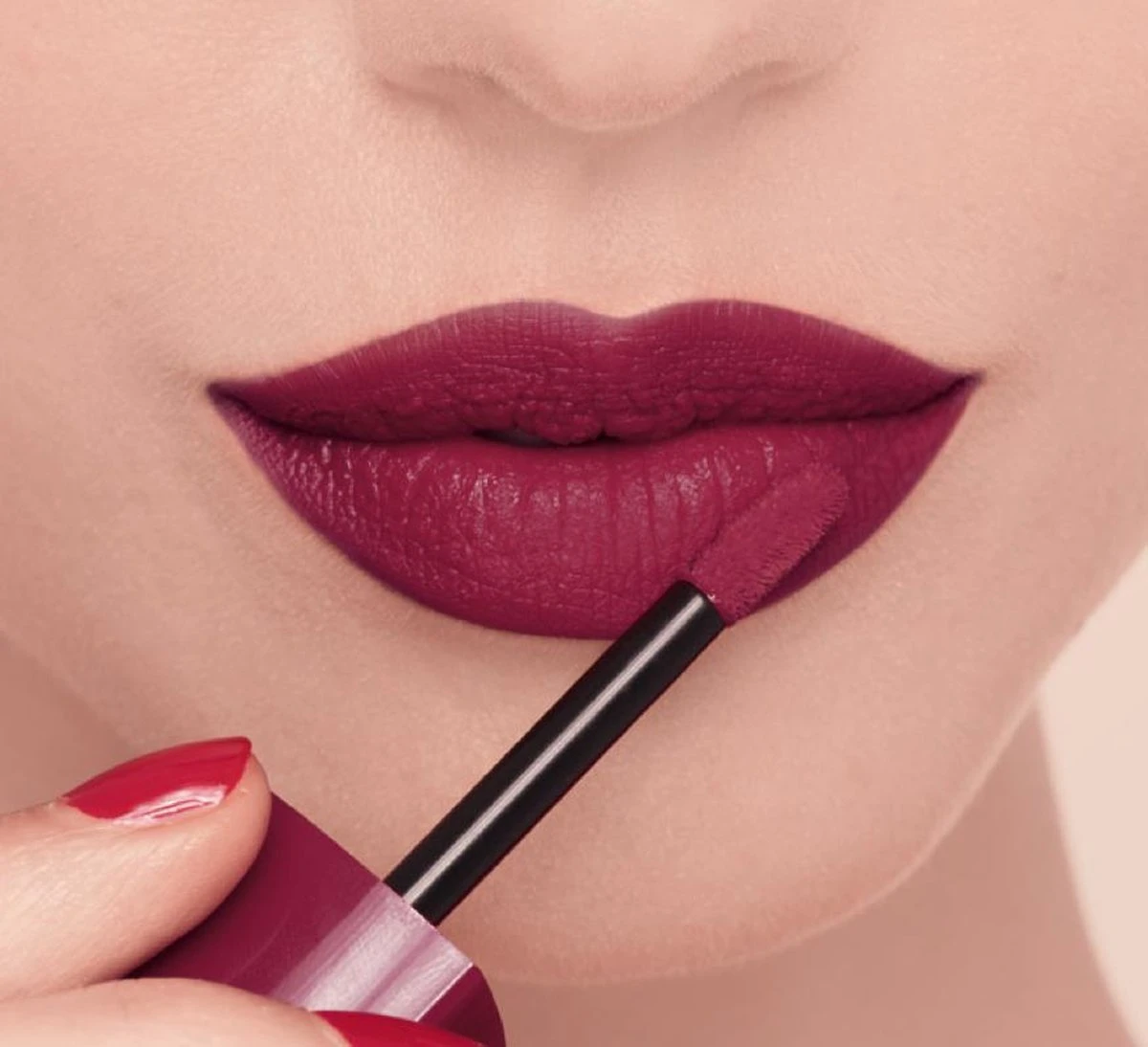 Bourjois Lippenstift Rouge édition Velvet Bourjois - 08 Grand Cru 6 Bourjois Lippenstift Rouge édition Velvet Bourjois - 08 Grand Cru - Afbeelding 4