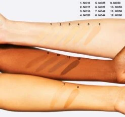 MAC Cosmetics Studio Fix Fluid Foundation - NC25 24 MAC Cosmetics Studio Fix Fluid Foundation - NC25 -Cosmeticawinkel 1200x1124 1