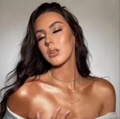 Sosu By SJ - Bronze Bar Illuminating Bronzer Stick - Sun Kissed Glow -Cosmeticawinkel 1200x1195 10