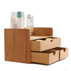 Merkloos Decopatent® Luxe Make-up Organizer Met 3 Lades - Cosmetica Organizer Make Up Met Schuiflade Bamboe Hout - Cosmeticahouder - Toren 15 Merkloos Decopatent® Luxe Make-up Organizer Met 3 Lades - Cosmetica Organizer Make Up Met Schuiflade Bamboe Hout - Cosmeticahouder - Toren -Cosmeticawinkel 1200x1200 1171