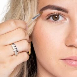 Herome Eye Care Wenkbrauw Poeder Zwart - Compact Brow Powder Nearly Black - Waterproof Verrijkt Met Panthenol - Volumineuze Wenkbrauwen In Een Handomdraai -Cosmeticawinkel 1200x1200 1286