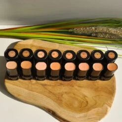 Max Factor Panstik - 30 Olive - Concealer -Cosmeticawinkel 1200x1200 226