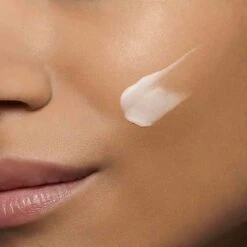 Clarins Instant Smooth Perfecting Touch Gezichtsprimer - 15 Ml -Cosmeticawinkel 1200x1200 257