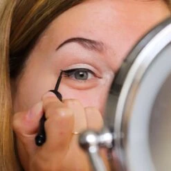 Bourjois Liner Pinceau Eyeliner - 04 Bleu Pop Art -Cosmeticawinkel 1200x1200 553