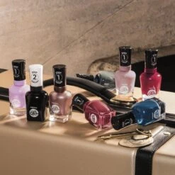 Sally Hansen Miracle Gel Nagellak - 500 Mad Woman -Cosmeticawinkel 1200x1200 670