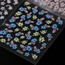 GUAPÀ® Nail Art Stickers 30 Vellen | Zelfklevende Nagelstickers & Nageldecoratie | Diverse Vormen | Nail Art Bloemen | Nail Art Hartjes | Nagel Sjablonen -Cosmeticawinkel 1200x1200 677