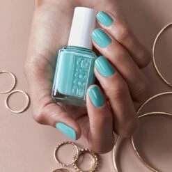 Essie Summer 2020 Limited Edition - 703 Bustling Bazaar - Blauw - Glanzende Nagellak - 13,5 Ml 29 Essie Summer 2020 Limited Edition - 703 Bustling Bazaar - Blauw - Glanzende Nagellak - 13,5 Ml -Cosmeticawinkel 1200x1200 784