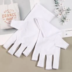 Anti | UV | Stralings Beschermings | Handschoenen | UV Lamp | UV Handschoenen| Nageldrogerlamp | Manucure | Gel Nagels 14 Anti | UV | Stralings Beschermings | Handschoenen | UV Lamp | UV Handschoenen| Nageldrogerlamp | Manucure | Gel Nagels -Cosmeticawinkel 1200x1200 920