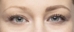 Eyebrow Magic Wenkbrauwpen - Donker Blond - Wenkbrauwpotloden - Microblading -Cosmeticawinkel 1200x531 1