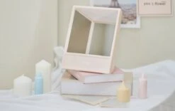 MRMR - The Non-reversing Mirror - Zonder Links & Rechts Gespiegeld - Make Up Spiegel -Cosmeticawinkel 1200x757 4