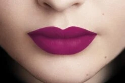 L'Oréal Paris Rouge Signature Lippenstift - 104 I Rebel - Paars - Matte Vloeibare Lipstick 16 L'Oréal Paris Rouge Signature Lippenstift - 104 I Rebel - Paars - Matte Vloeibare Lipstick -Cosmeticawinkel 1200x799