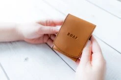 Merkloos Manicure Set - Travel Kit - Luxe 4-delige Set - Met Lederen Opbergetui - Voor Handverzorging - Voetverzorging - Gezichtsverzorging - Nagelschaartje -Cosmeticawinkel 1200x800 11