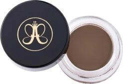 Anastasia Beverly Hills Dipbrow Pomade - Soft Brown 18 Anastasia Beverly Hills Dipbrow Pomade - Soft Brown -Cosmeticawinkel 1200x815 2