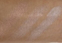 Hearts Blusher - Peachy Pink Kisses -Cosmeticawinkel 1200x835 1