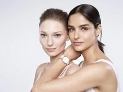 Garnier Face SkinActive - BB Cream Classic Light 5-in-1 Dagverzorging - 2x 50 Ml -Cosmeticawinkel 1200x901 1