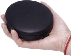 UNIQ Drievoudige Compacte Reisspiegel Met LED (vergroting 5x En 10x) - Make Up Spiegel Met Verlichting - Zwart 14 UNIQ Drievoudige Compacte Reisspiegel Met LED (vergroting 5x En 10x) - Make Up Spiegel Met Verlichting - Zwart -Cosmeticawinkel 1200x951 2