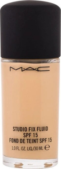 MAC Cosmetics Studio Fix Fluid Foundation - NC25 37 MAC Cosmetics Studio Fix Fluid Foundation - NC25 -Cosmeticawinkel 435x1200 1