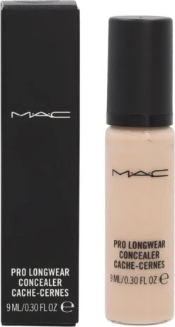 MAC Cosmetics Pro Longwear Concealer - NW15 -Cosmeticawinkel 641x1200 1