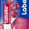 Labello Cherry Shine Verzorgende Lippenbalsem -Cosmeticawinkel 691x1200 1