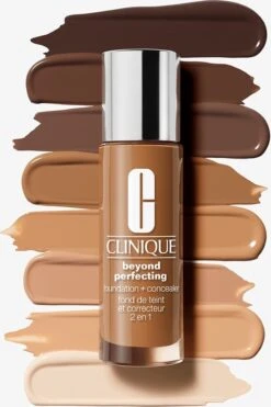 Clinique Beyond Perfecting - Foundation - 06 Ivory -Cosmeticawinkel 799x1200 1