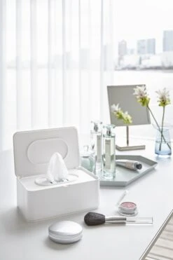 Yamazaki Bakje Voor Vochtige Doekjes - Wit - Met Deksel 25 Yamazaki Bakje Voor Vochtige Doekjes - Wit - Met Deksel -Cosmeticawinkel 800x1200 17