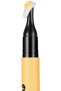 Maybelline Master Camo Correcting Pen Concealer - 40 Yellow -Cosmeticawinkel 807x1200 1