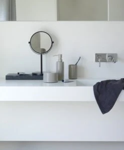 Omliox Make Up En Scheer Spiegel - Ronde Standspiegel - 10x Vergroting - Ø19cm - Mat Zwart -Cosmeticawinkel 992x1200 2